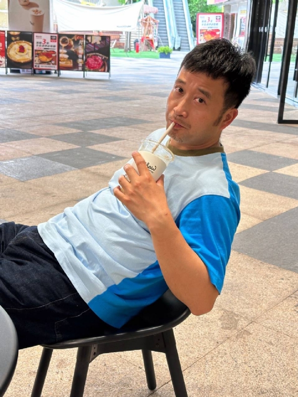 生而为人的第一张照片--新竹中老年相亲网