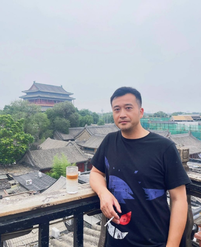 生而为人的第二张照片--新竹中老年相亲网
