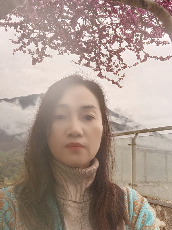 悠然磬歆的第二张照片--新竹中老年相亲网